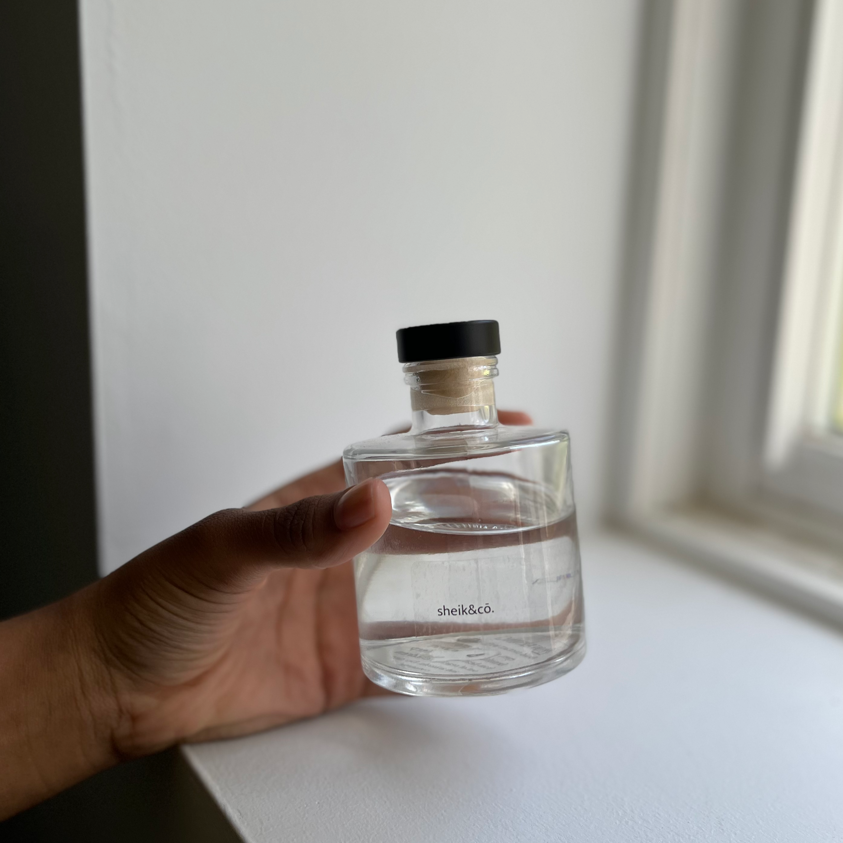 the reed diffuser: lavender
